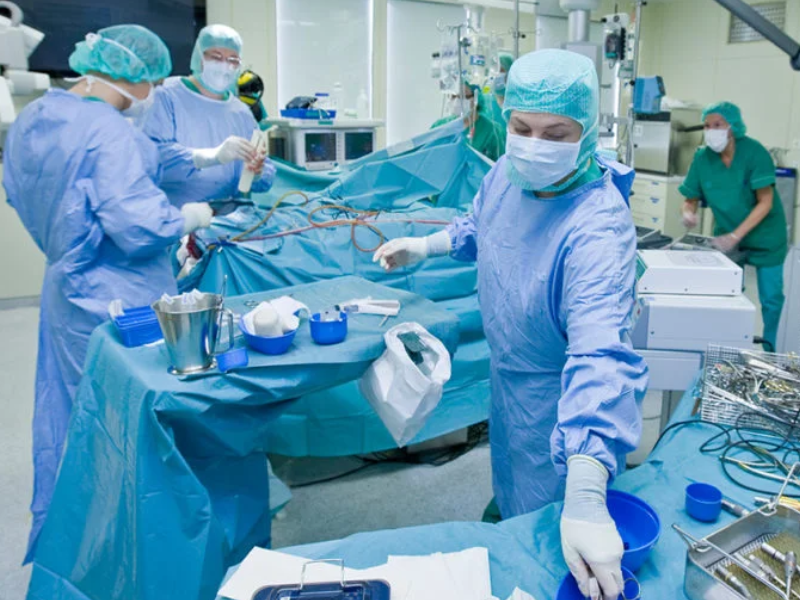 laparotomy-vs.-laparoscopy